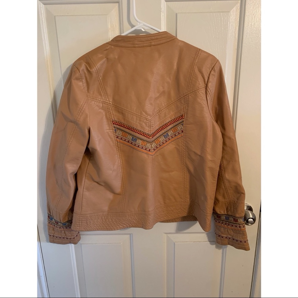 Leather jacket - Picture 3 of 3